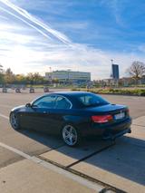 BMW Bmw Cabrio 325i  335 optik - BMW 325 in Freiburg