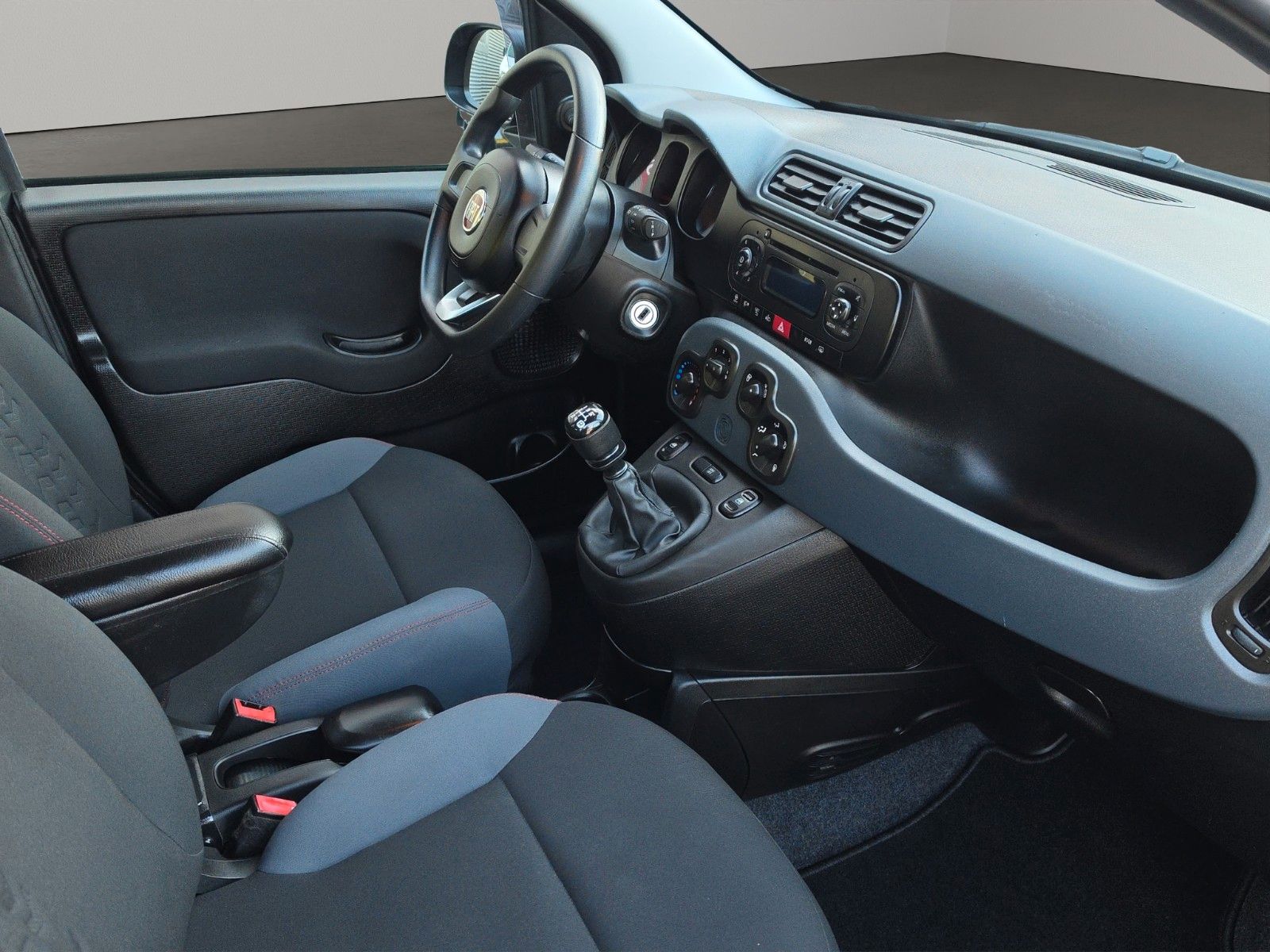 Fahrzeugabbildung Fiat Panda Easy AUS 1.HAND TÜV SERVICE NEU WENIG KM