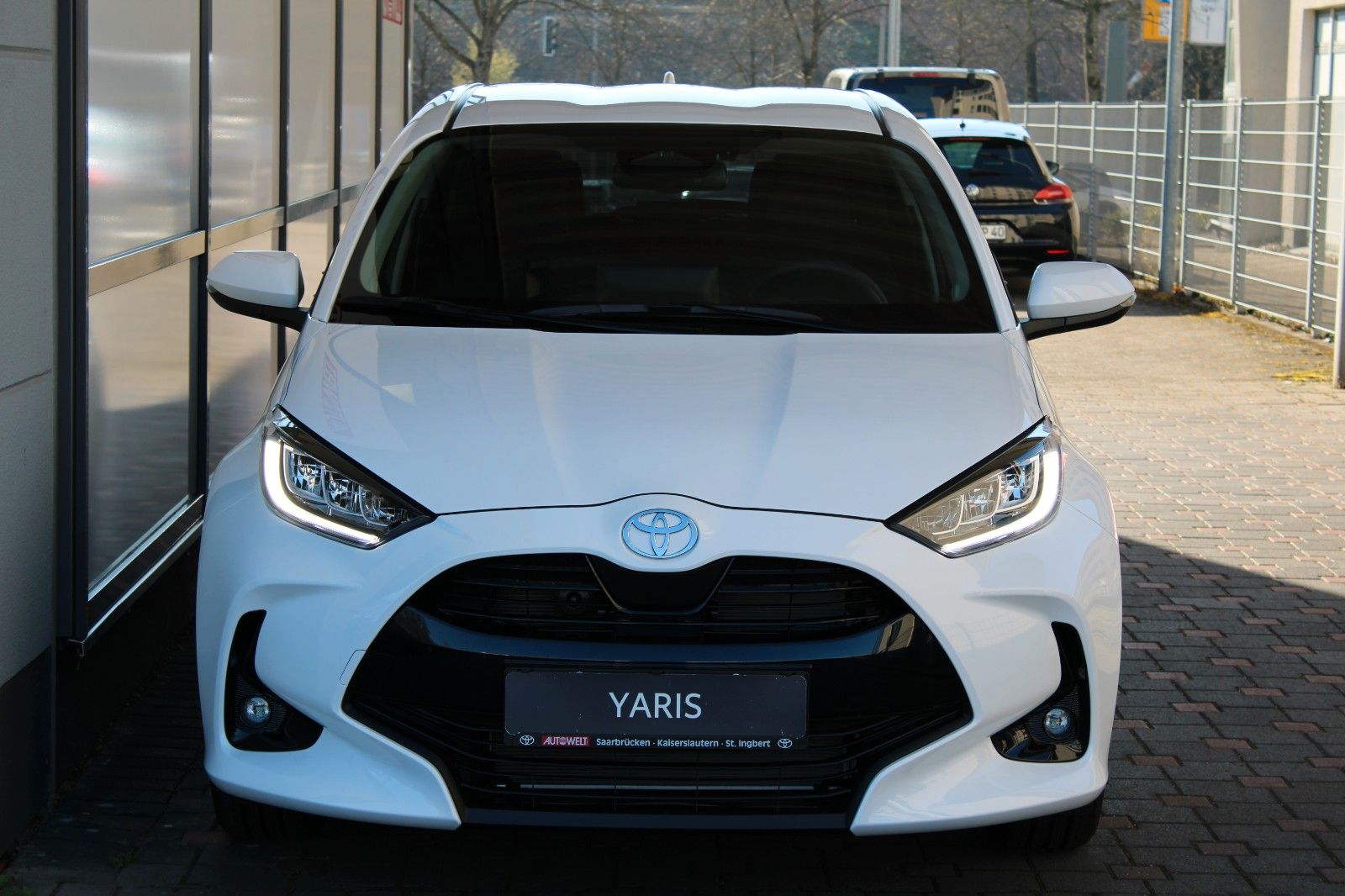 Fahrzeugabbildung Toyota Yaris 1.5 Hybrid Teamplayer + Comfort-Paket