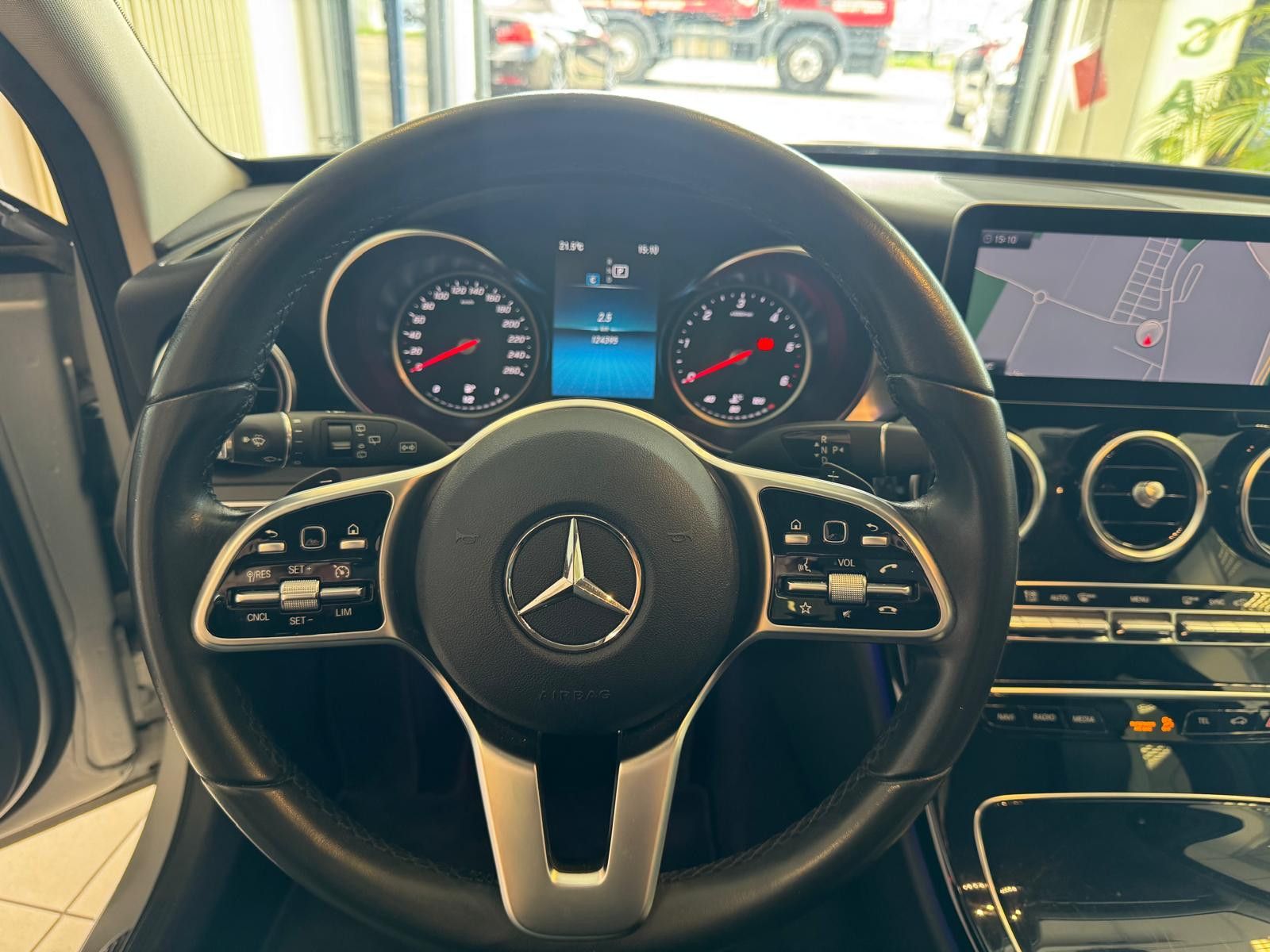 Fahrzeugabbildung Mercedes-Benz C 200 T-Modell AVANTGARDE/AHK/NAVI/KLIMA