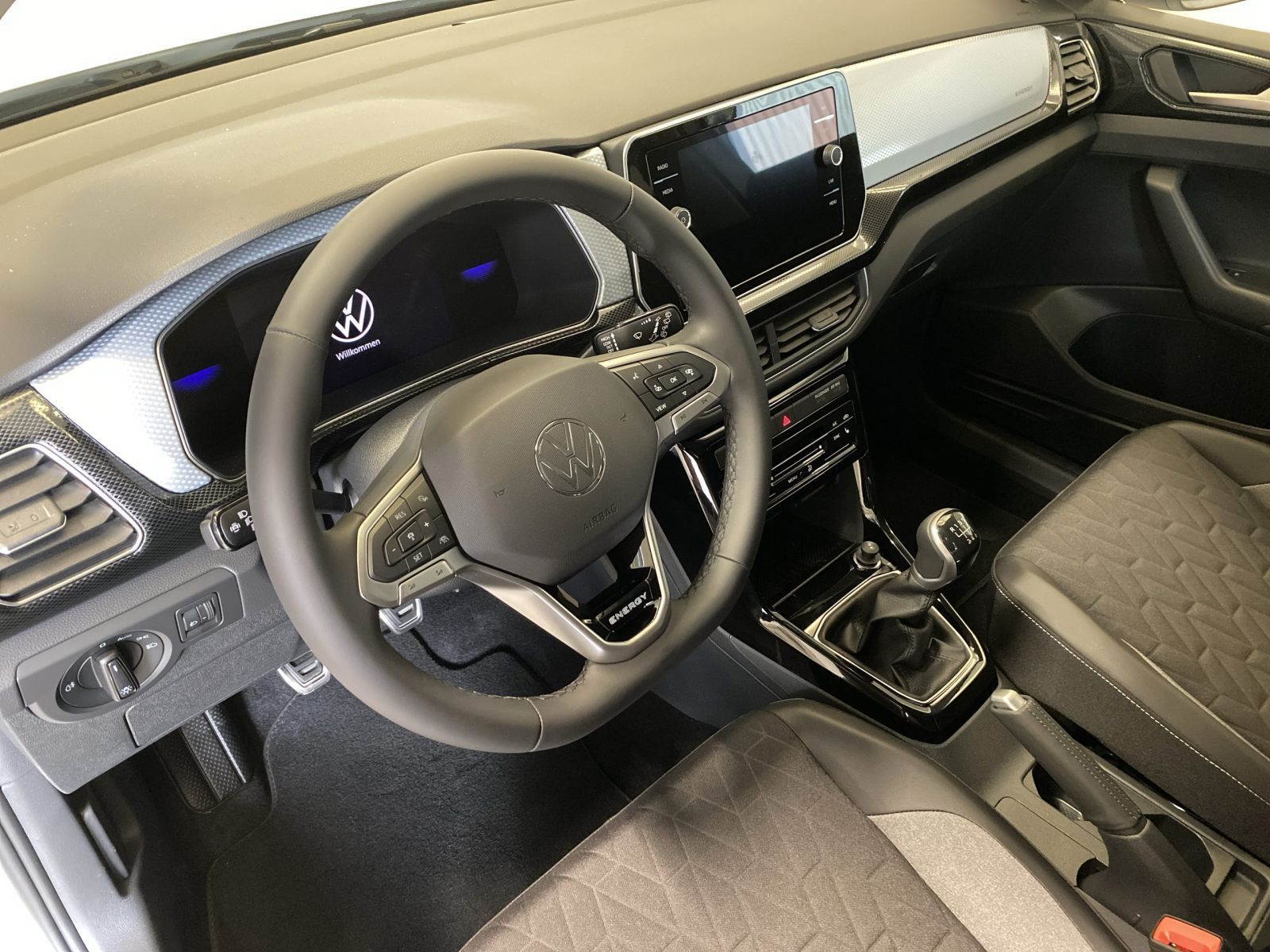 Volkswagen T-Cross - Bild 6