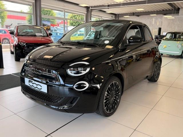 Fiat 500e  La Prima