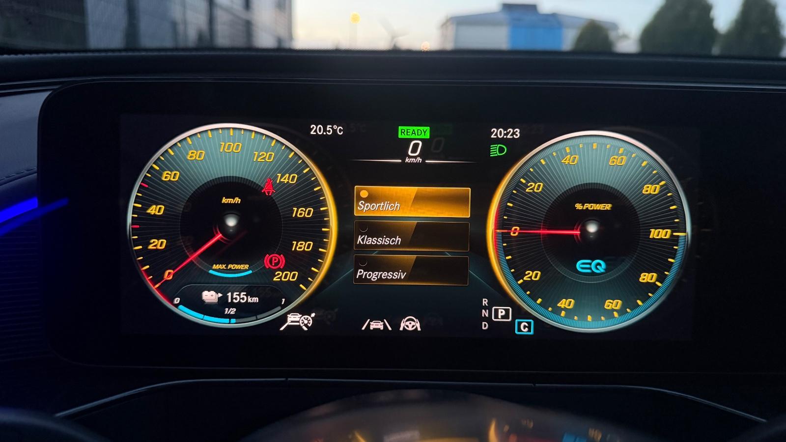 Mercedes-Benz EQC 400 4Matic AMG-LINE MULTIBEAM,360°,LEDER