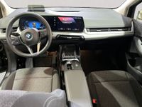 BMW 220 Active Tourer - Vorschau Bild 12