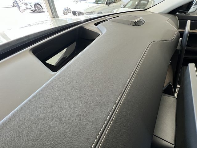 Volvo EX90 Ultra Performance AWD FourC Massage HeadUp
