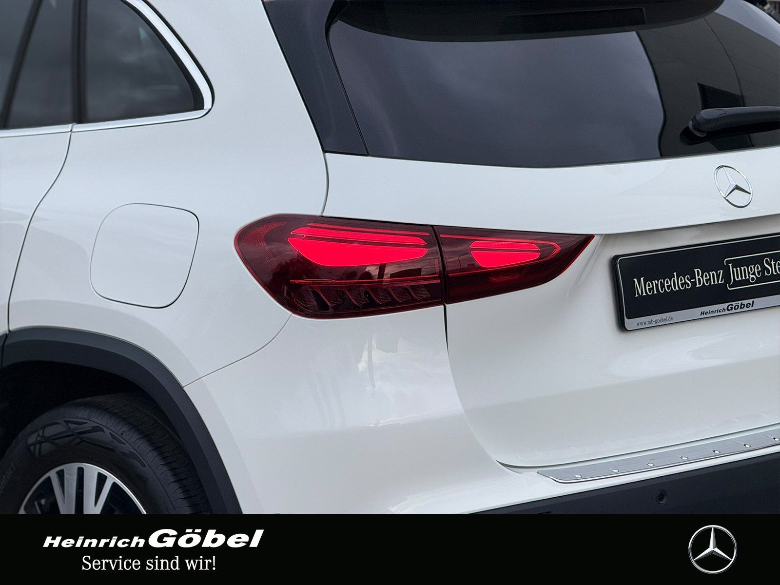 Fahrzeugabbildung Mercedes-Benz GLA 220 d 4M PROGRESSIVE*PANO*AHK*MEMORY*KAMERA