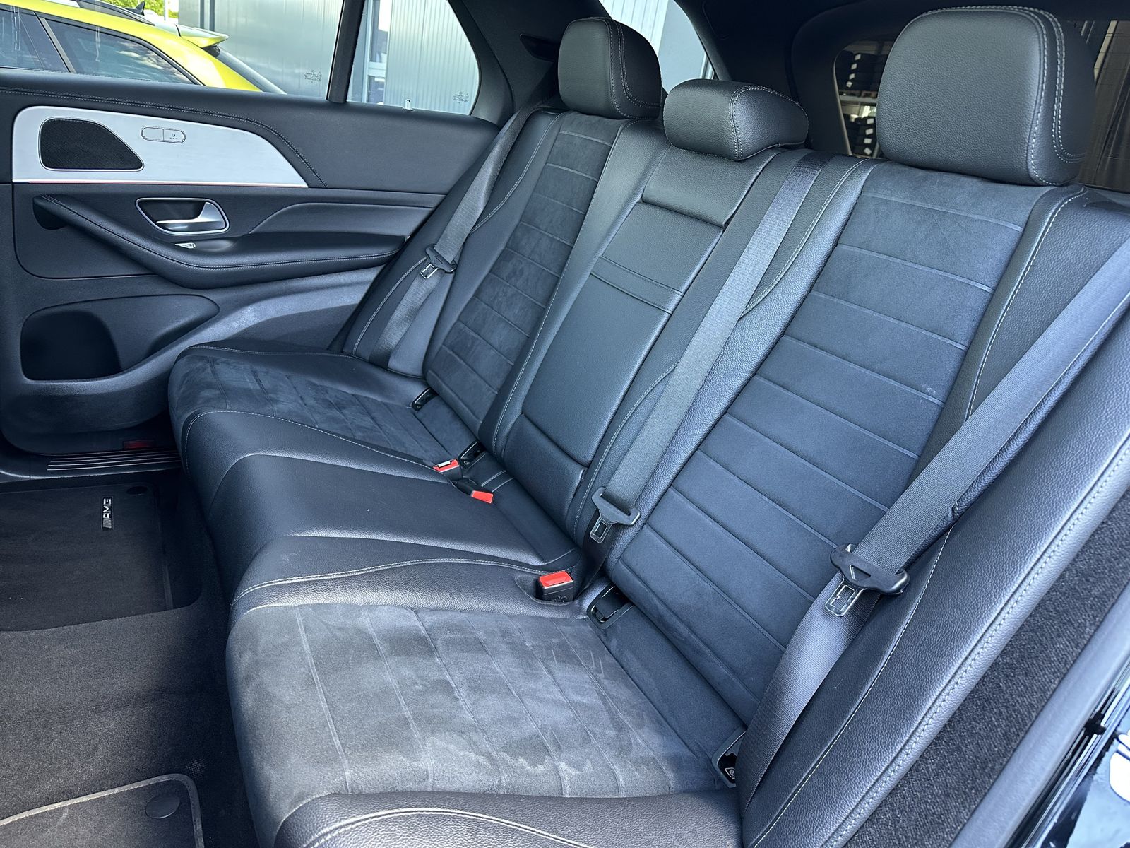 Fahrzeugabbildung Mercedes-Benz GLE 350de 4Matic AMG-Line NAV+LED+AHK+HEAD-UP+DD