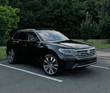 Volkswagen VW Touareg R-Line / Dynaudio / Webasto / All-whe - Volkswagen Touareg: W