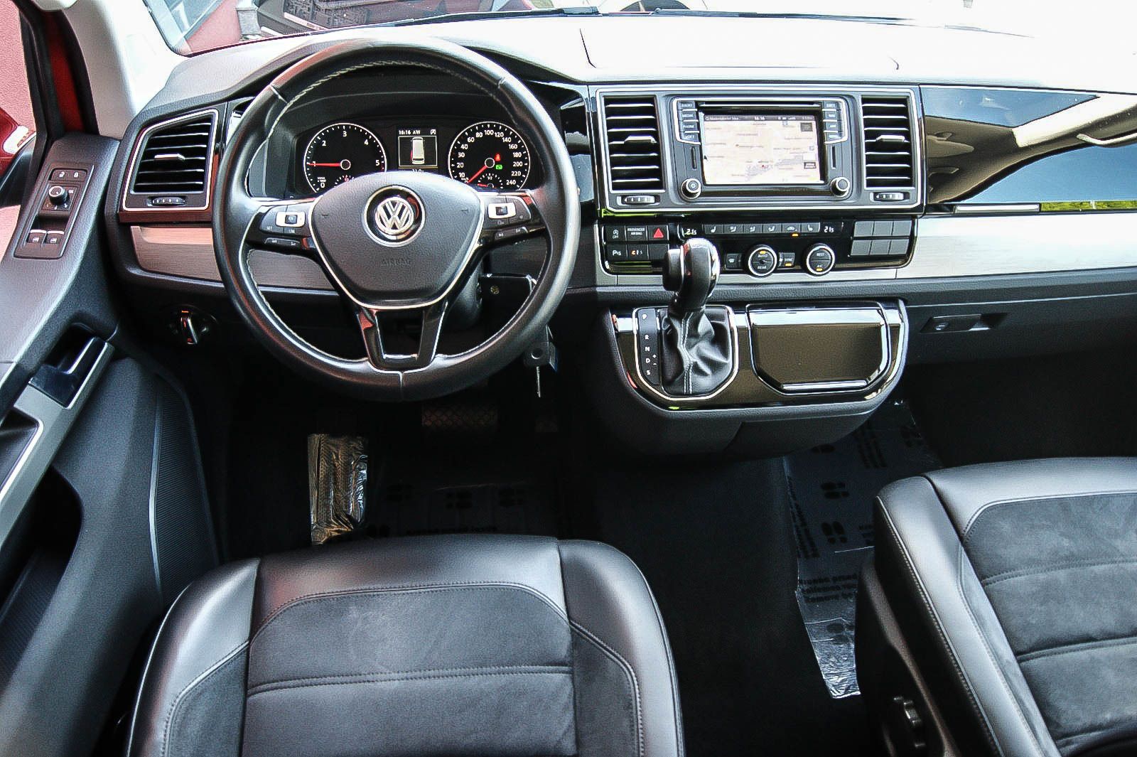 Fahrzeugabbildung Volkswagen T6 Multivan 20TDI Generation Six LED NAVI 1.HAND
