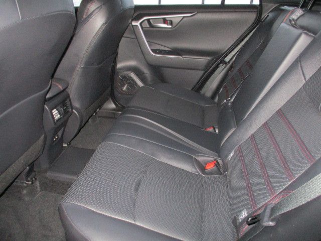 Fahrzeugabbildung Toyota RAV4 Plug-in Hybrid 4x4, Style-Paket
