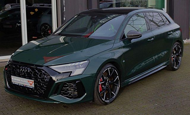 Audi RS3 Sportback 2.5 TFSI quattro, Panorama