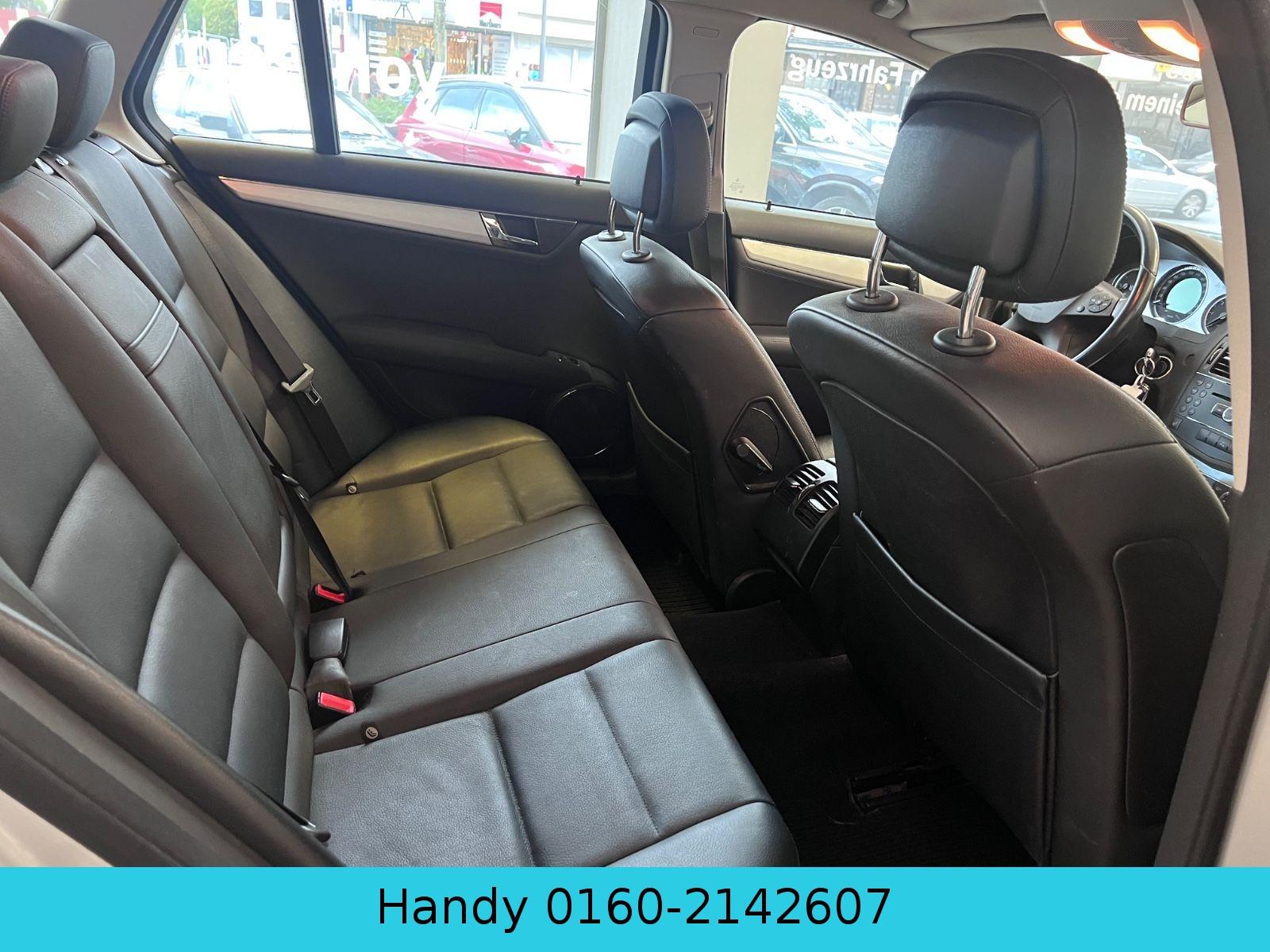 Mercedes-Benz C320 2009 — photo 13