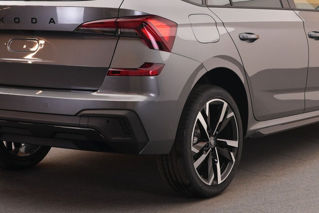 ŠKODA Kamiq Kamiq Monte Carlo 1.5 TSI DSG – Bild 12 von 13