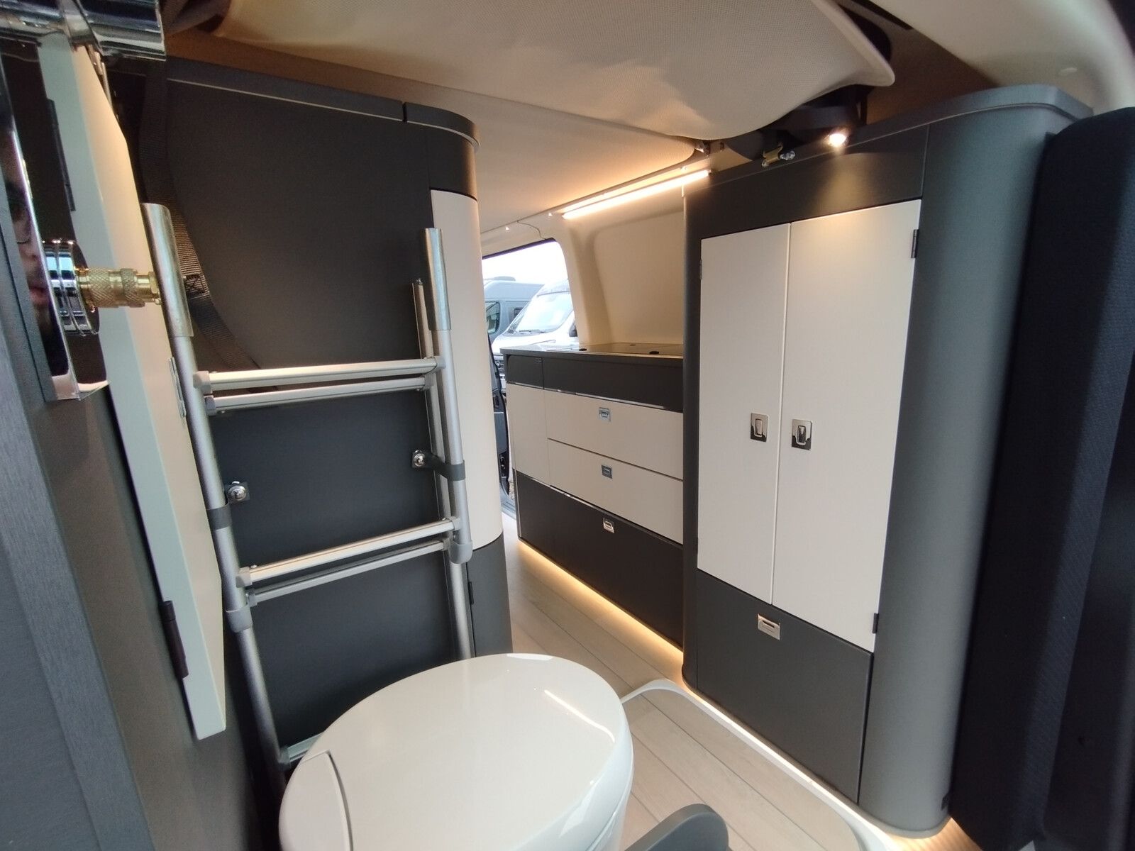 Fahrzeugabbildung Westfalia Kepler One 150 PS - Automatik 11433,- EUR Rabatt
