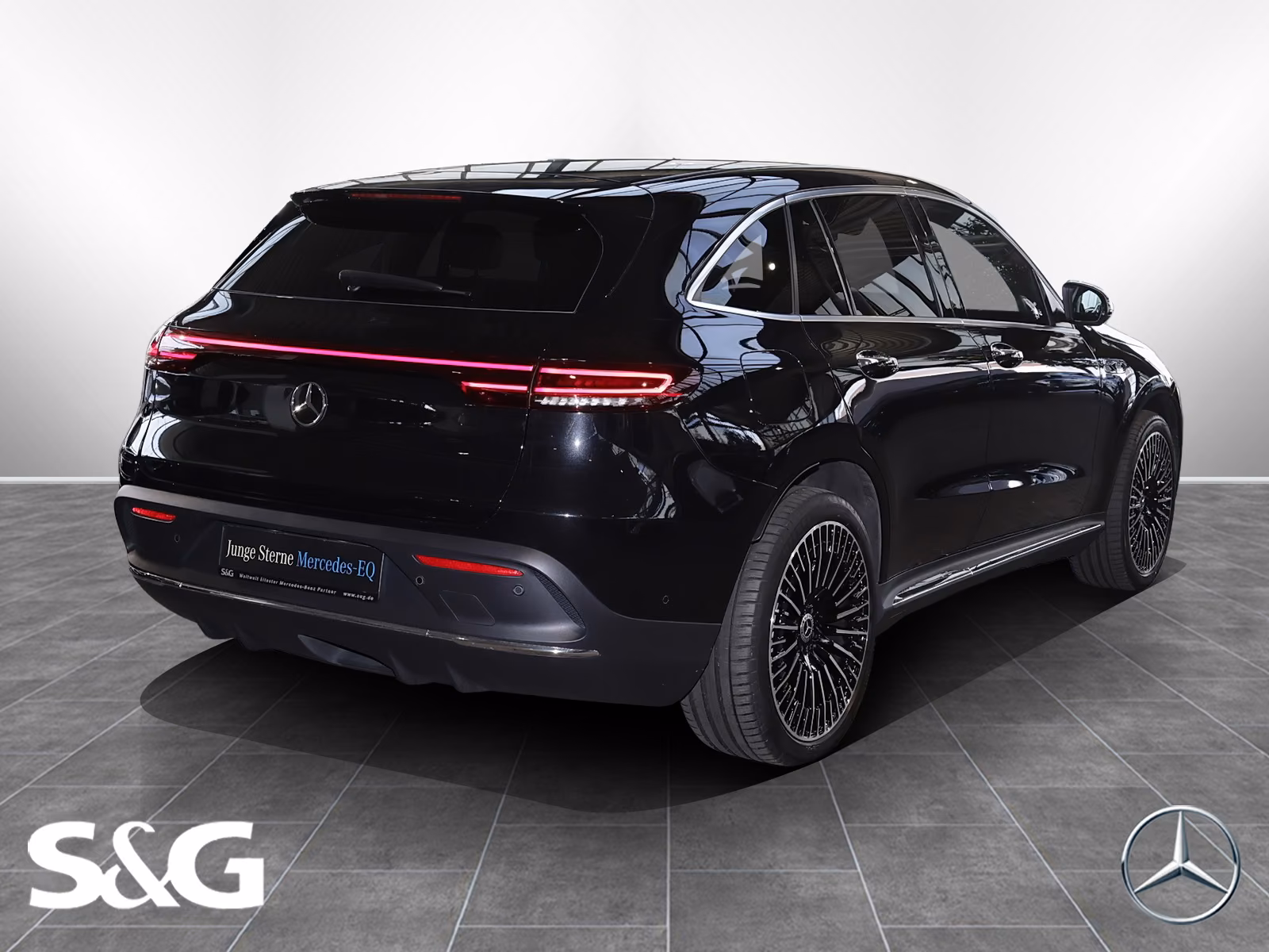 Mercedes-Benz EQC 400 4M AMG AHK+360°+SSD+M-LED+DISTRO+21"