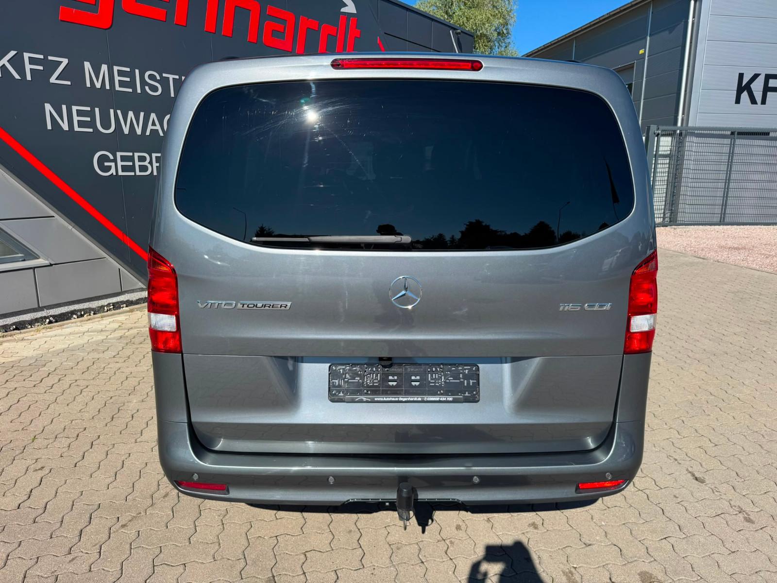 Mercedes-Benz Vito Tourer 116 CDI  lang Edition ACC AHK NAV