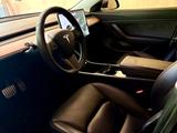 Tesla Model 3 Allradantrieb mit Dualmotor Performa... - Tesla Gebrauchtwagen in Stuttgart