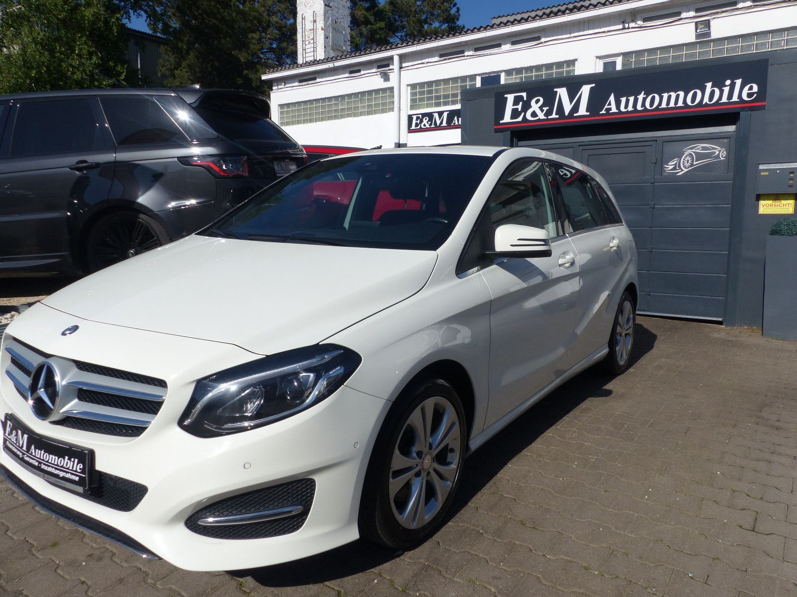 MERCEDES-BENZ B 250 Urban Automatik*NAVI*XENON*PDC*SHZ*LEDER*