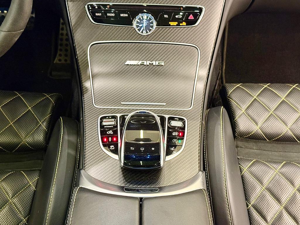 Mercedes-Benz C 63 AMG