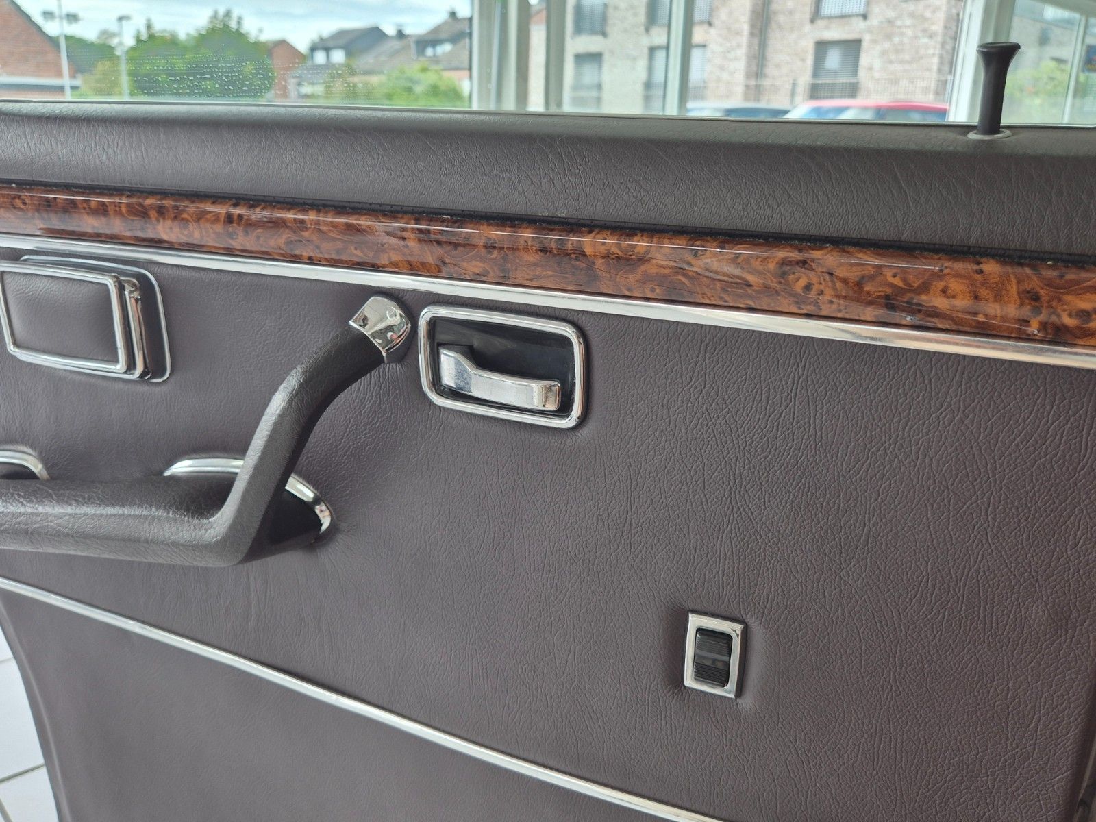 Fahrzeugabbildung Mercedes-Benz 300 SEL 6.3/Deutsch/Historie/3. Hd./WGA 62