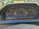 Mercedes-Benz E 320  - Oldtimer: Limousine