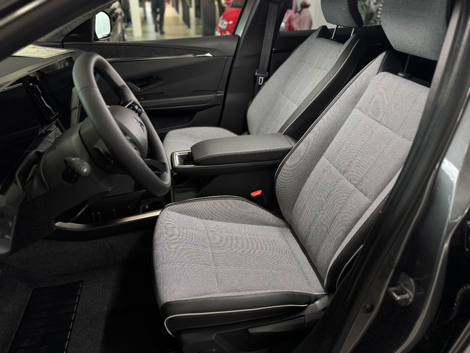 Fahrzeugabbildung Mitsubishi Eclipse Cross EV Diamant TOP 87 kWh 22KW