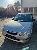 Mazda 323  Sehr gepflegt - gebrauchte Mazda 323 aus dem Jahr 1999