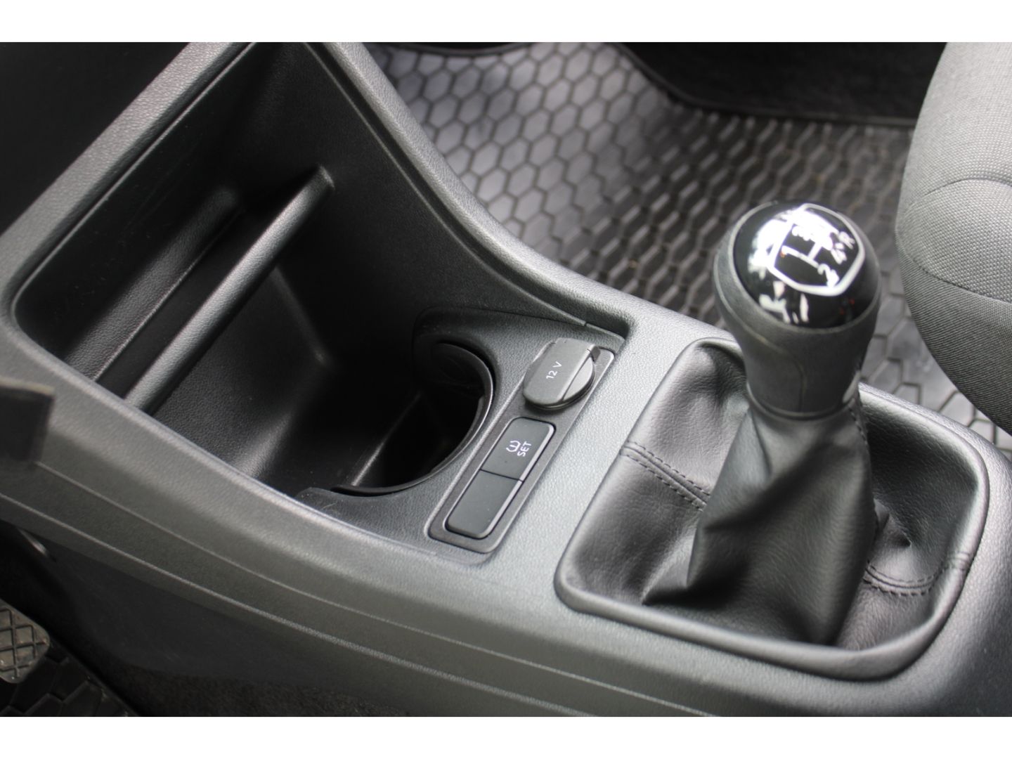Fahrzeugabbildung Volkswagen up! Basis Klima SHZg GJR Bluetooth Freispr. Radi
