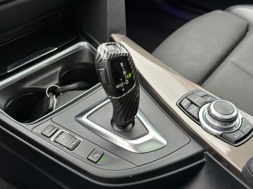BMW 325 Gran Turismo - 12