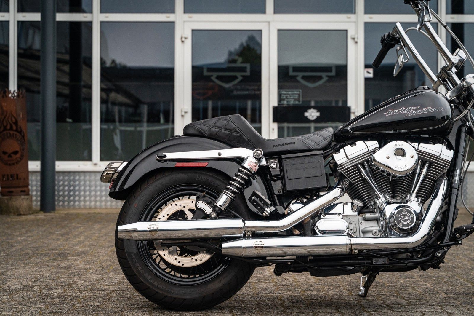 Fahrzeugabbildung Harley-Davidson DYNA SUPER GLIDE CUSTOM  FXDCI - PENZL - APE