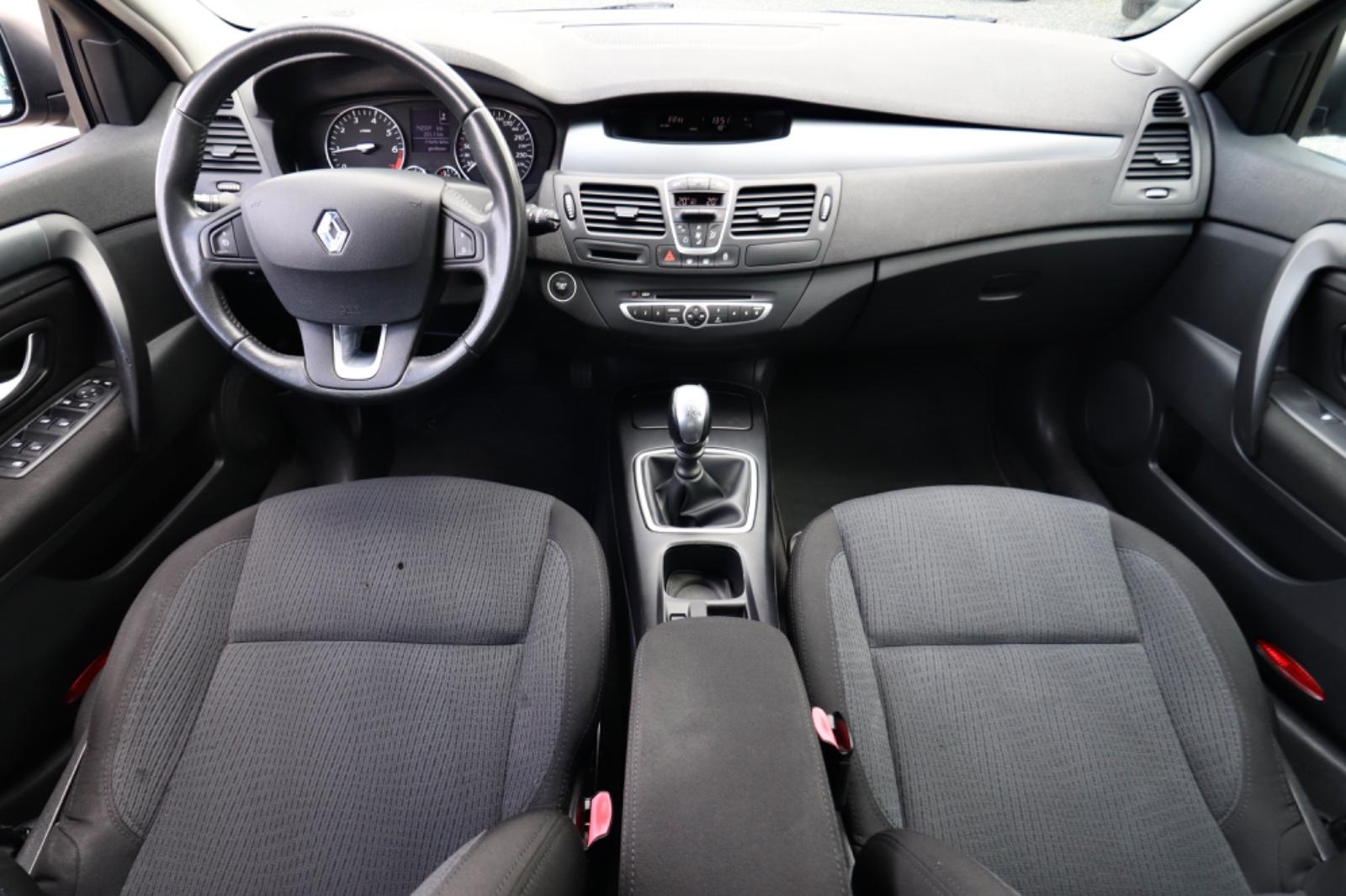 Renault Laguna 2009 — photo 6