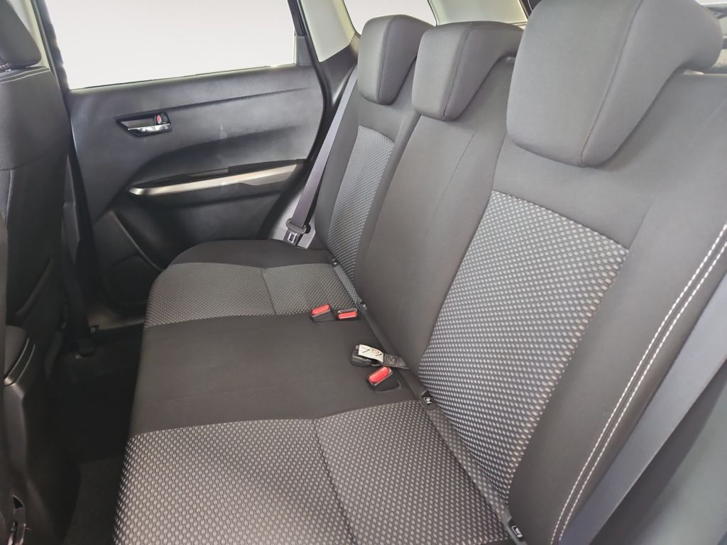 Fahrzeugabbildung Suzuki Vitara 1.4 Comfort LED Navi Sitzheizung DAB+PDC