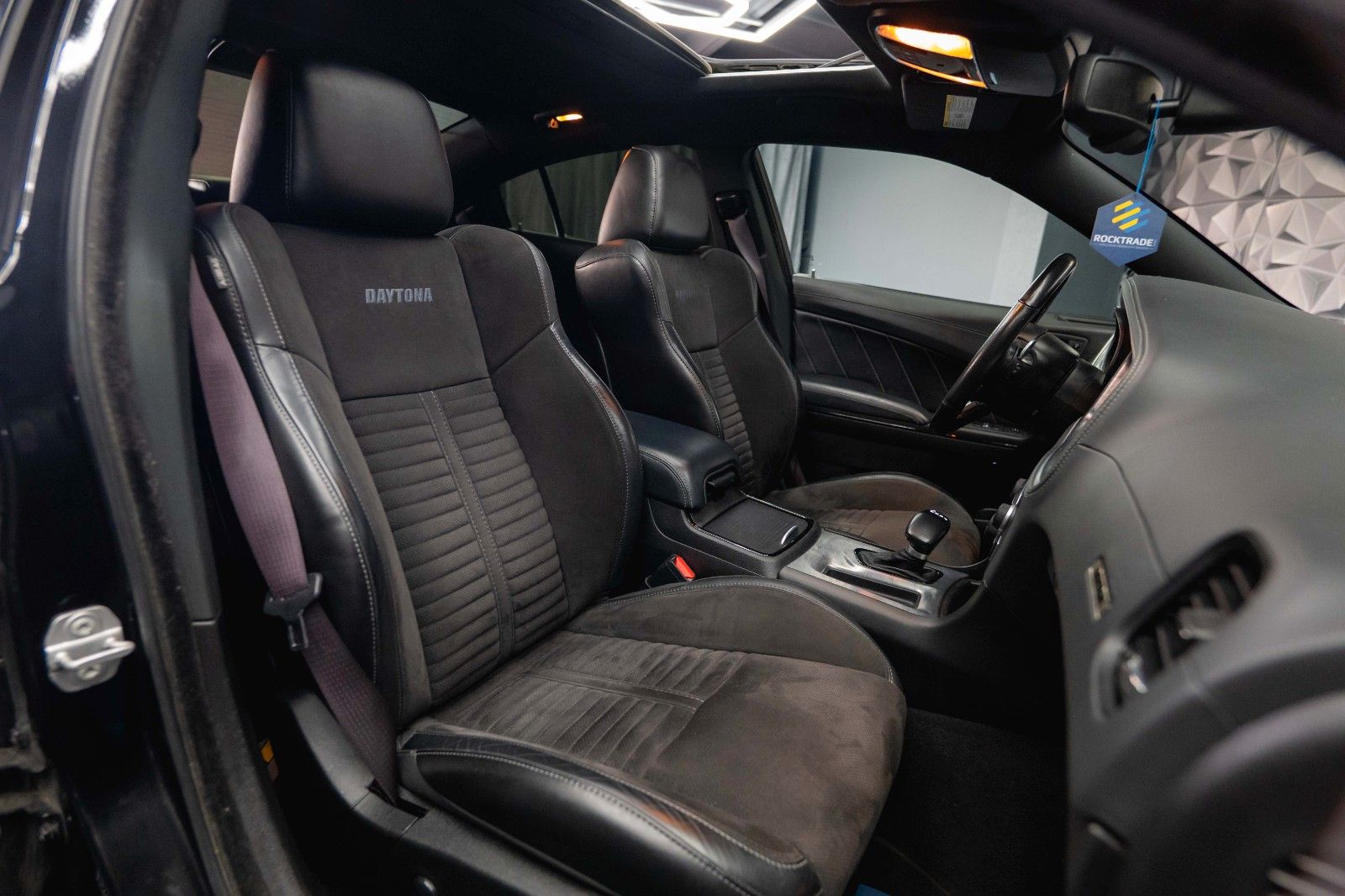 Fahrzeugabbildung Dodge Charger 5.7 V8 HEMI R/T DAYTONA Performance