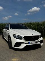 Mercedes-Benz Mercedes-AMG E 63 S 4MATIC+ Ein echter V8! TOP