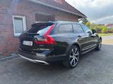 Volvo V90 Cross Country D4 AWD Pro Geartronic Pro - Volvo V90 Cross Country von privat