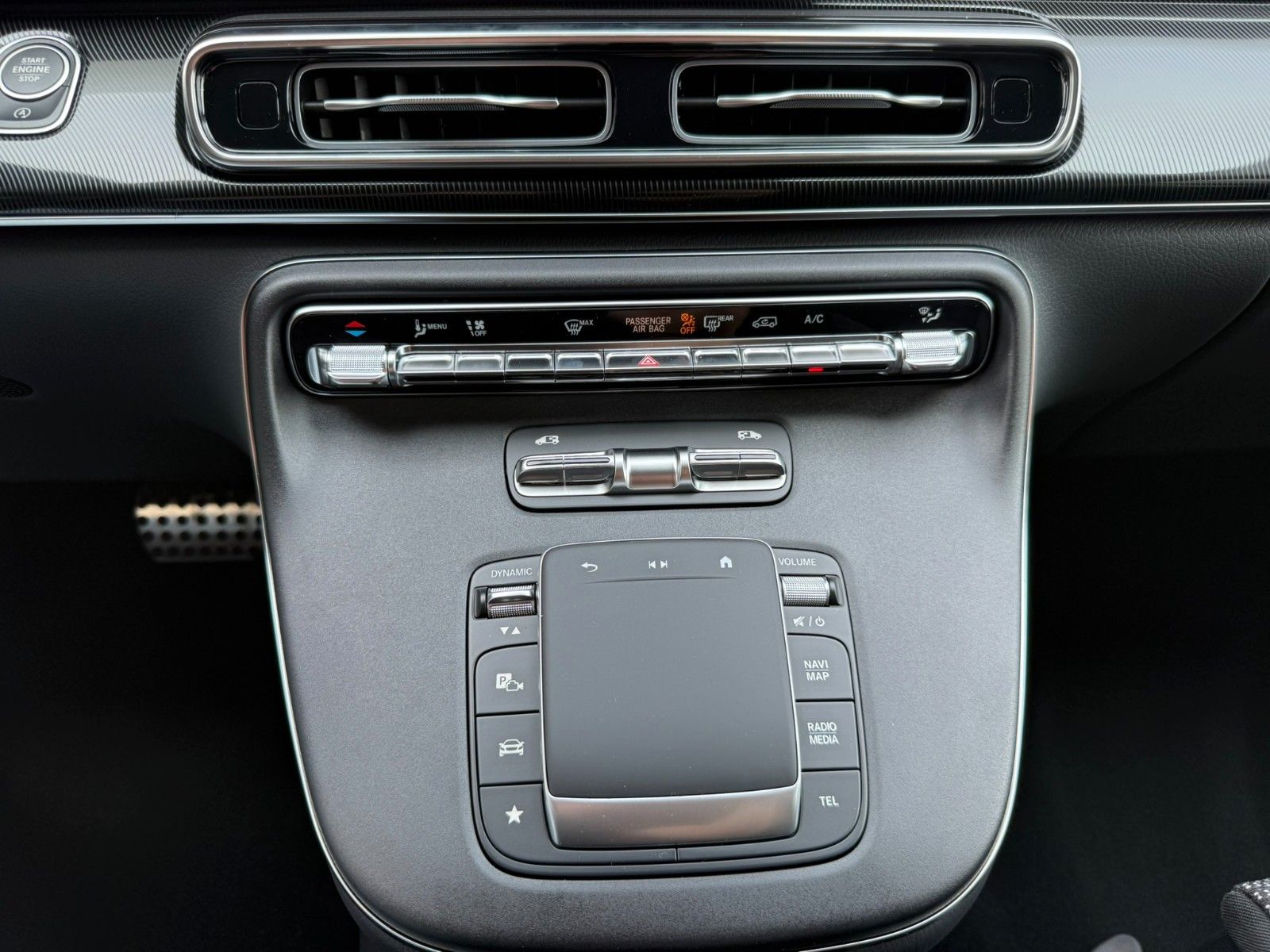 Fahrzeugabbildung Mercedes-Benz V 220 d STYLE AHK2,5to DISTRONIC LED elekt Türen