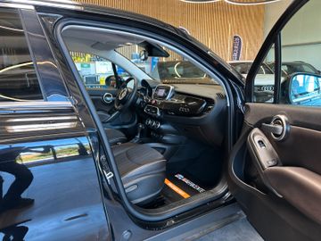 Fiat 500X Lounge *Xenon*Keyless*Navi*Sitzh*