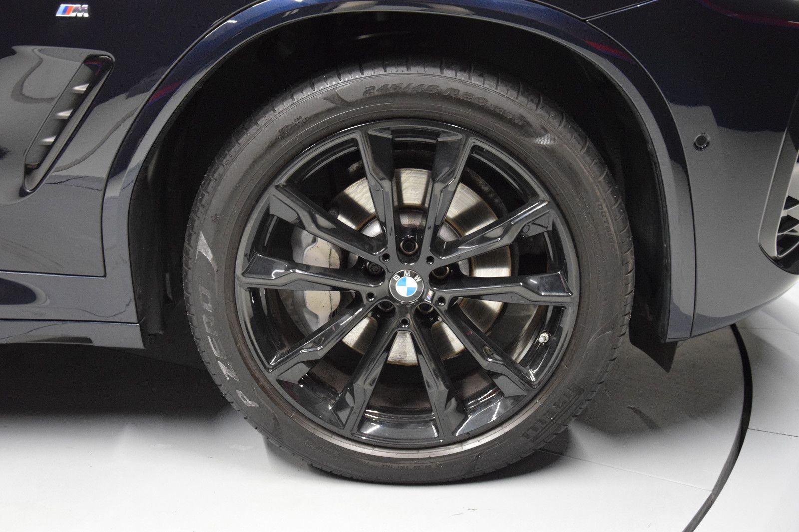 Fahrzeugabbildung BMW X4 xDrive 30 d M Sport Pano HuD Laser ACC AHK