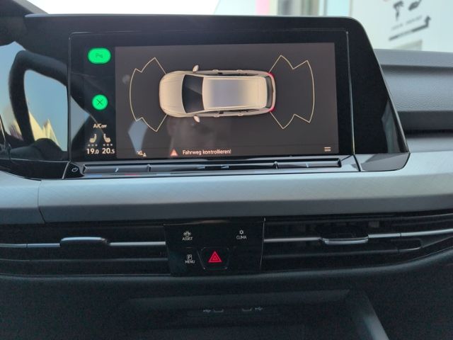 Golf VIII Variant 2.0 TDI DSG NAVI+LED+ACC+PDC+S