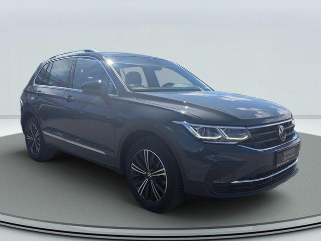 Tiguan 1.5 TSI Move TOP-Ausstattung+AHK