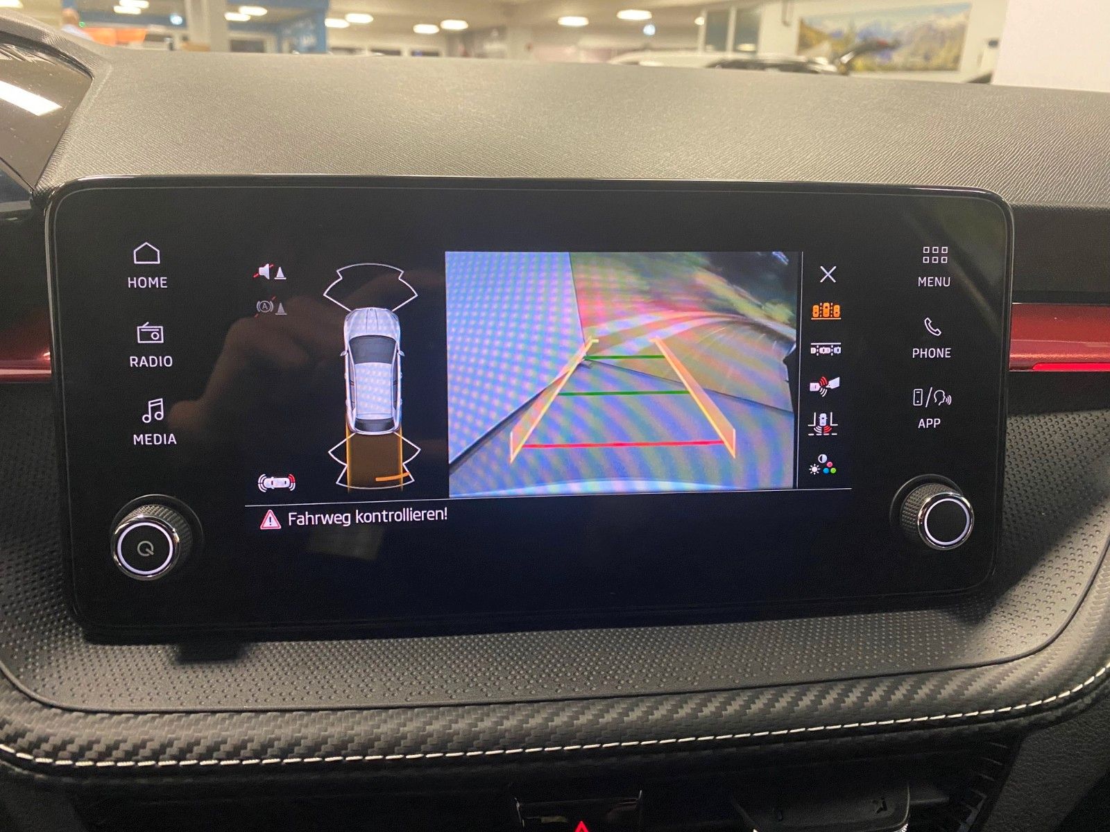 Fahrzeugabbildung SKODA Fabia 1.0 TSI DSG Monte Carlo+KAMERA+AppCon+PDC+