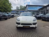 Porsche Cayenne S Hybrid/LEDER/PANORAMA/KAMERA/NAVI - Porsche Cayenne mit Hybrid-Antrieb