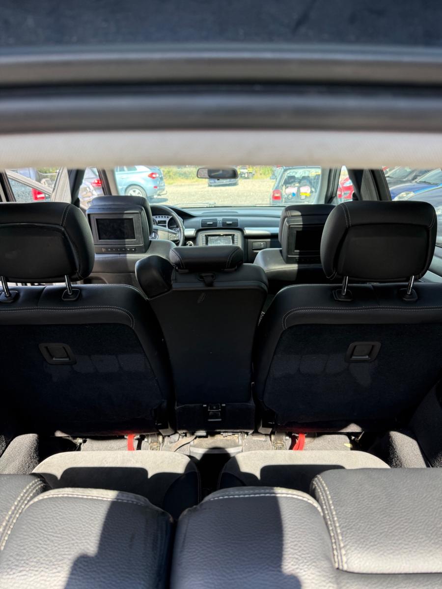 Mercedes-Benz R320 2008 — photo 12