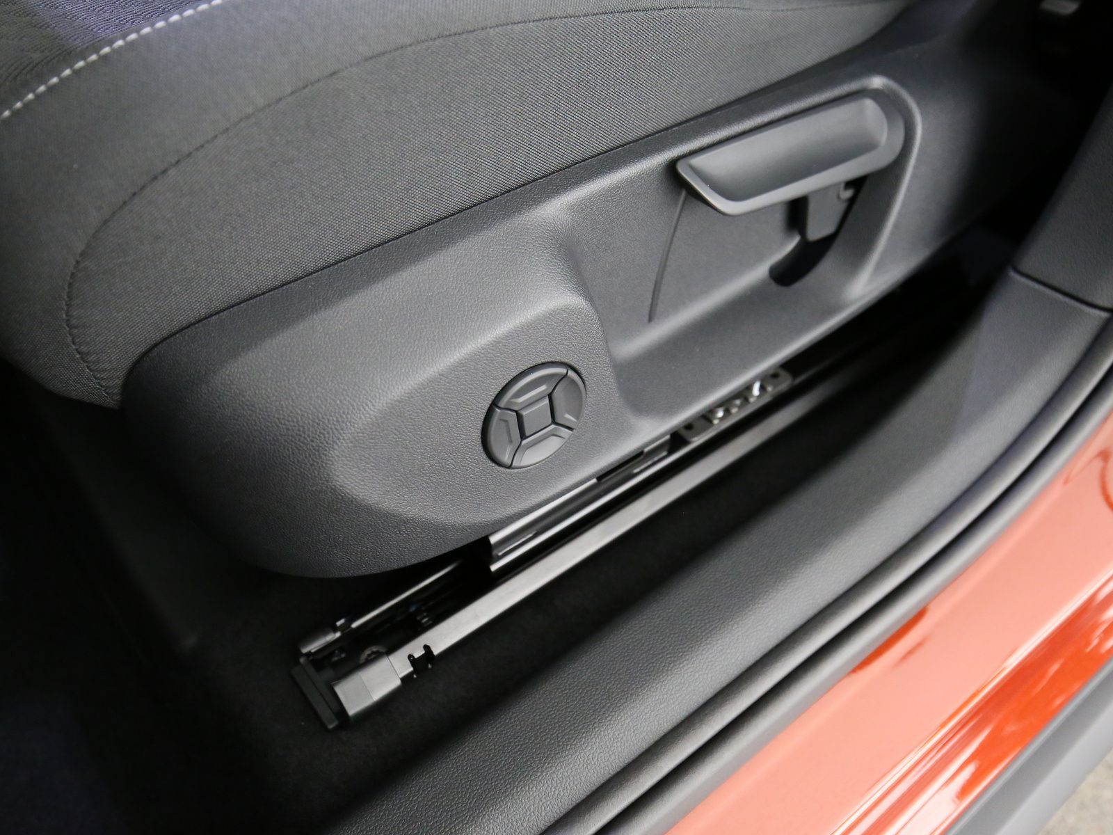 Volkswagen T-Roc - Bild 23