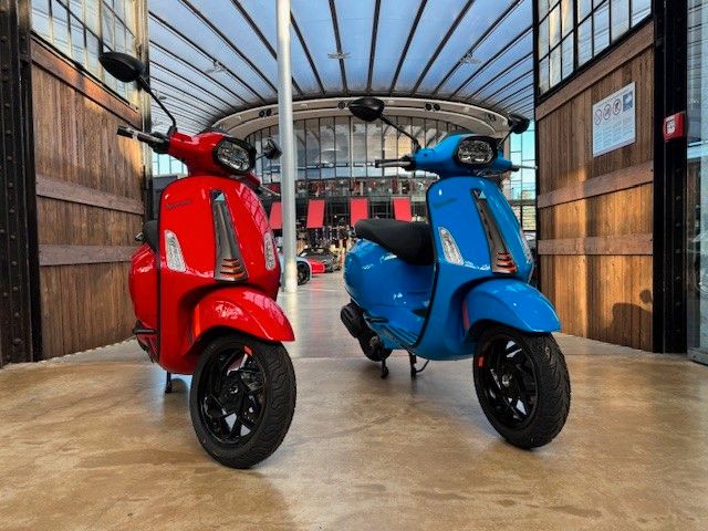 Vespa Sprint 50 S E5 FL blau & rot SOFORT!