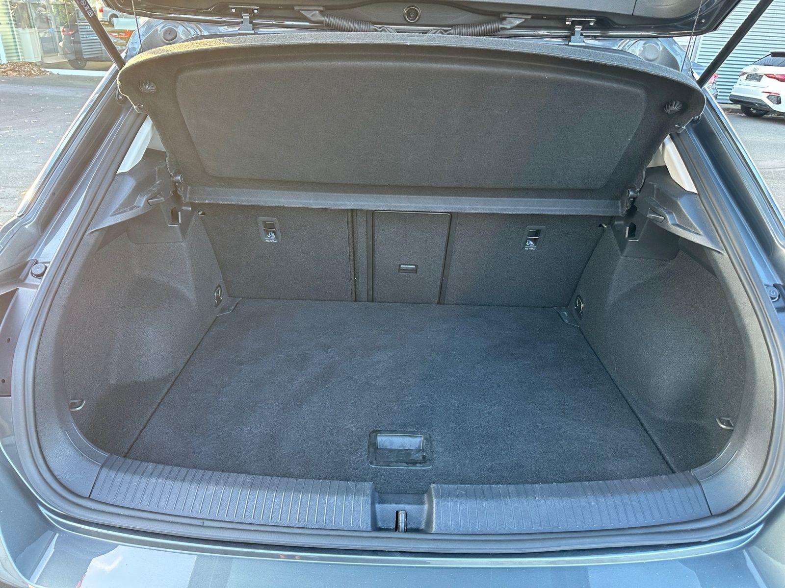 Volkswagen T-Roc - Bild 10