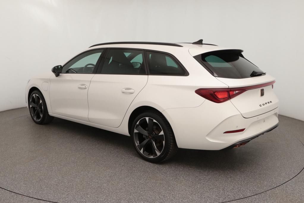 Cupra Leon SP 1.4 TSI e-HYBRID 150kW Pano*Tempo*PDC*SH