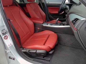 BMW 118 - 12