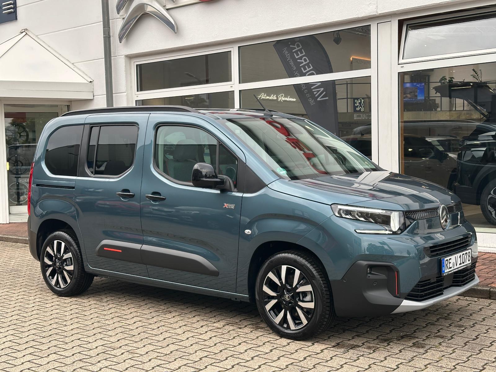 Citroën Berlingo M HDI130 EAT8 Max | PDach - AHK - Nav