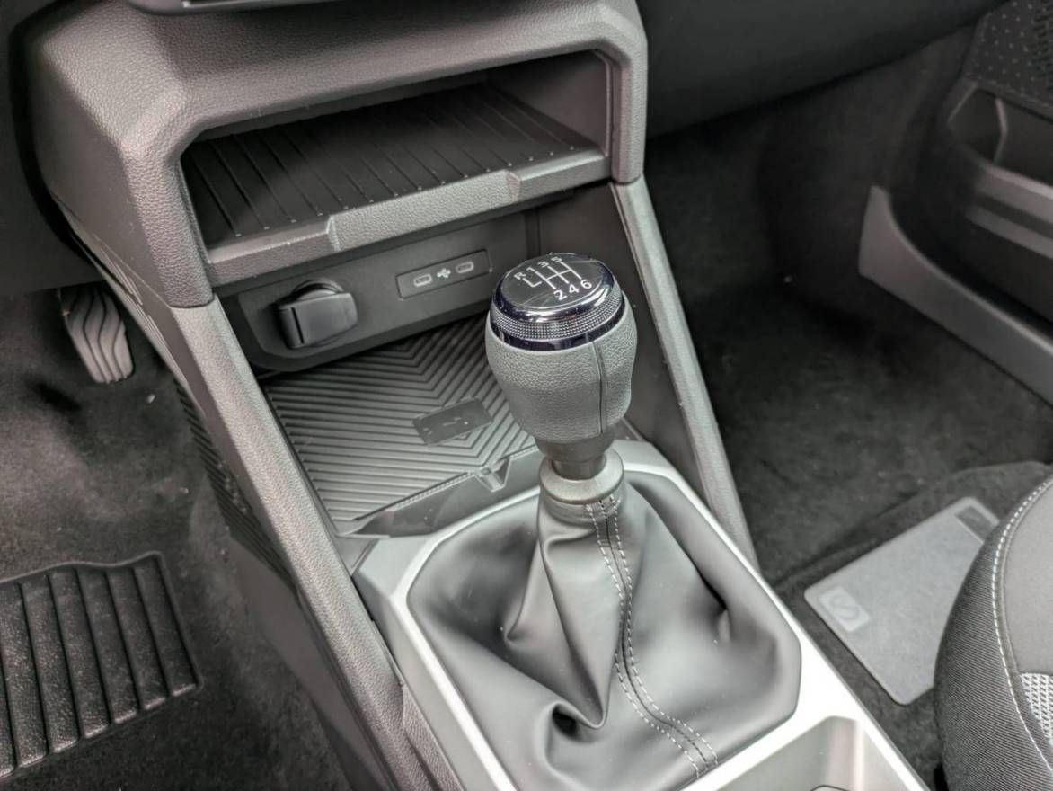 Fahrzeugabbildung Dacia Bigster Journey TCe 140